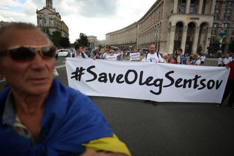 На сайте Белого дома появилась петиция с призывом спасти Сенцова