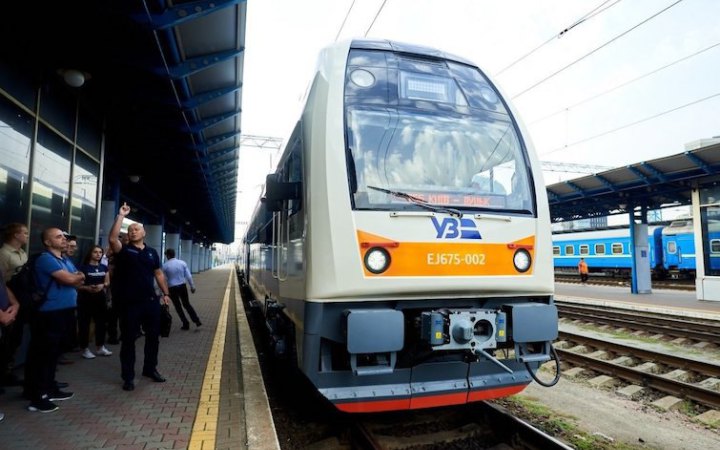 Укрзалізниця запустила два модернізовані потяги: з Києва до Луцька і Білої Церкви