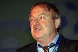 Глава FIFPro раскритиковал Евро-2012 в Украине