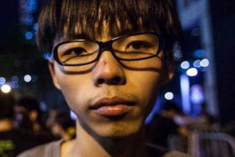 У Гонконзі ув'язнили активіста Джошуа Вонга та двох його соратників