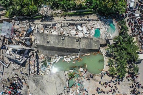 Кількість жертв землетрусу на Гаїті зросла до 2,2 тис.