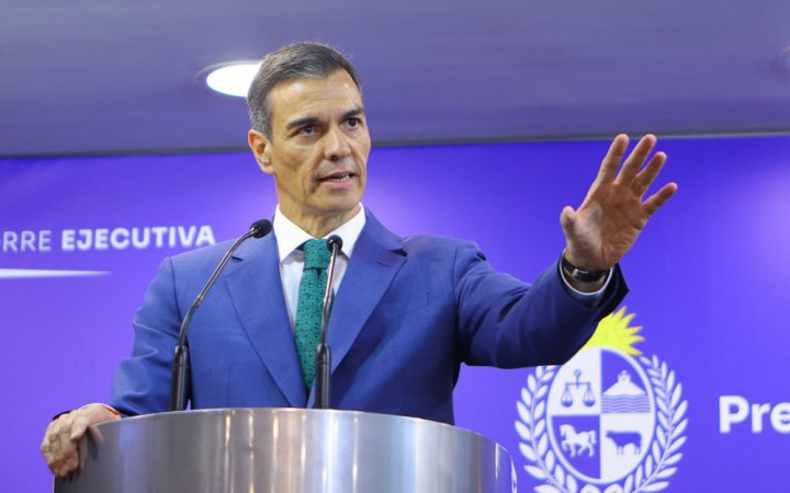 Прем’єр Іспанії відповів на погрози Трампа розірвати торговельні відносини: “ні війні”