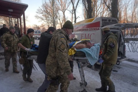 На Донбасі поранено військовослужбовця