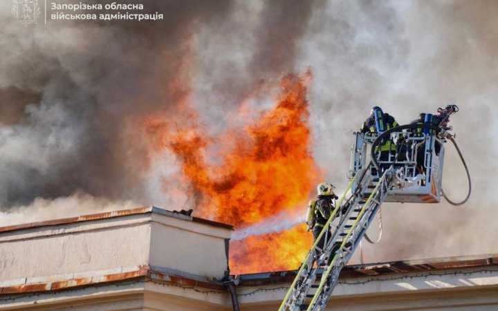 Росіяни запустили 8 "шахедів" по підприємству у Запоріжжі, в Оріхівській громаді загинули люди