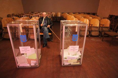 На 11 участках в Виннице нет кабин для голосования