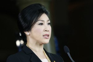 Премьер-министр Таиланда предложила протестующим начать переговоры