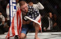 Американский боец UFC нокаутировал соперника редким по изяществу ударом