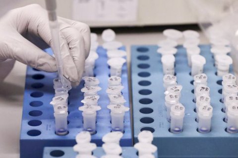 На свалке в Ровенской области нашли пробирки от тестов на коронавирус