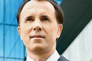 Мажоритарник отримав "догану" за роздачу дисконтних карток
