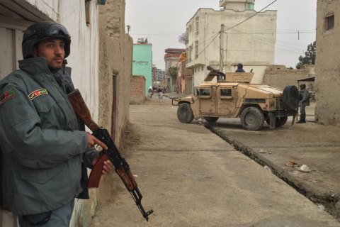 В Кабуле смертник подорвал 4 силовиков