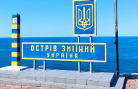 Украина надеется вернуть плененных Россией моряков с острова Змеиный, - Верещук