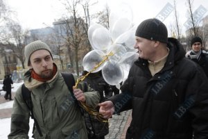 Активисты под МВД: раздача презервативов - не повод для ареста