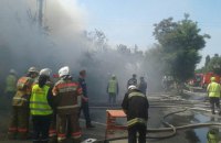 В Днепровском районе Киева произошел пожар на СТО