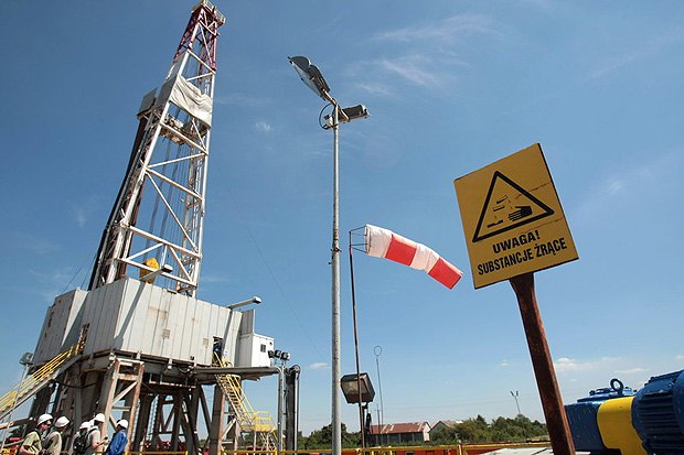 Бурова установка з розвідки газу польського консорціуму PGNiG проводить роботи на родовище в містечку Звола, Польща.