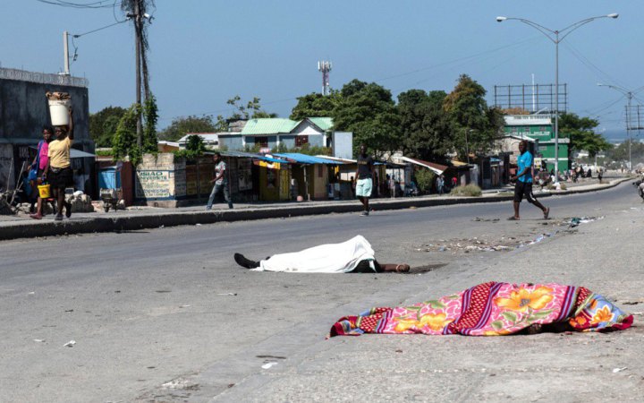 На Гаїті понад 15 тисяч людей були змушені втекти від бойових дій