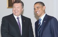 Янукович перекинувся з Обамою кількома словами