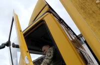 Бійці 72 бригади отримали від «Української команди» потужний 12-тонник з гідробортом