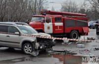 В Днепропетровске внедорожник сбил людей на остановке