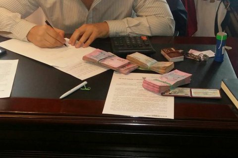 Задержанным налоговиком в Ровно оказался начальник облуправления
