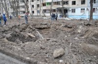 На Харківщині росіяни атакували лікарню та багатоповерховий будинок