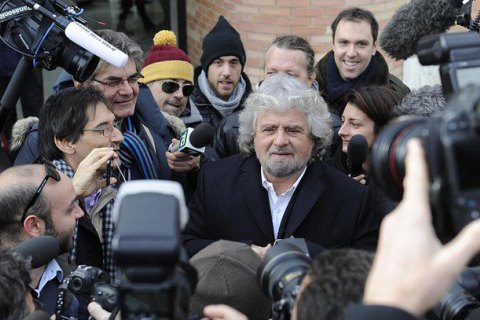 ​Итальянское движение "Пять звезд" решило отказаться от евроскептицизма