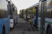 Міжнародний комітет Червоного Хреста заявив, що реєструє військових, яких вивозять з Азовсталі