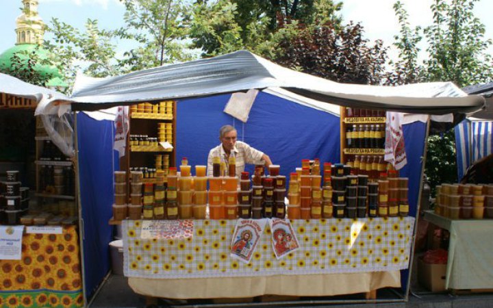 Ткаченко: КМДА продовжує покривати “чорні схеми” заробітку на ярмарках