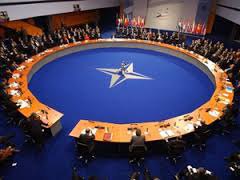 Депутаты стран НАТО призвали к новым санкциям против РФ