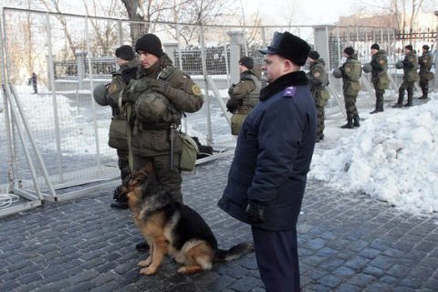 В центре Киева дежурят 800 правоохранителей
