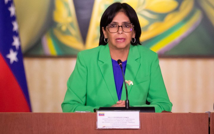 Венесуела оголосила про звільнення політичних в’язнів після захоплення Мадуро