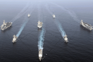 Иранские корабли обстреляли танкер в Персидском заливе