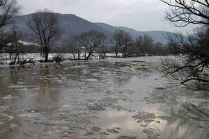 Метеорологи уверяют, что серьезных паводков в Украине не будет