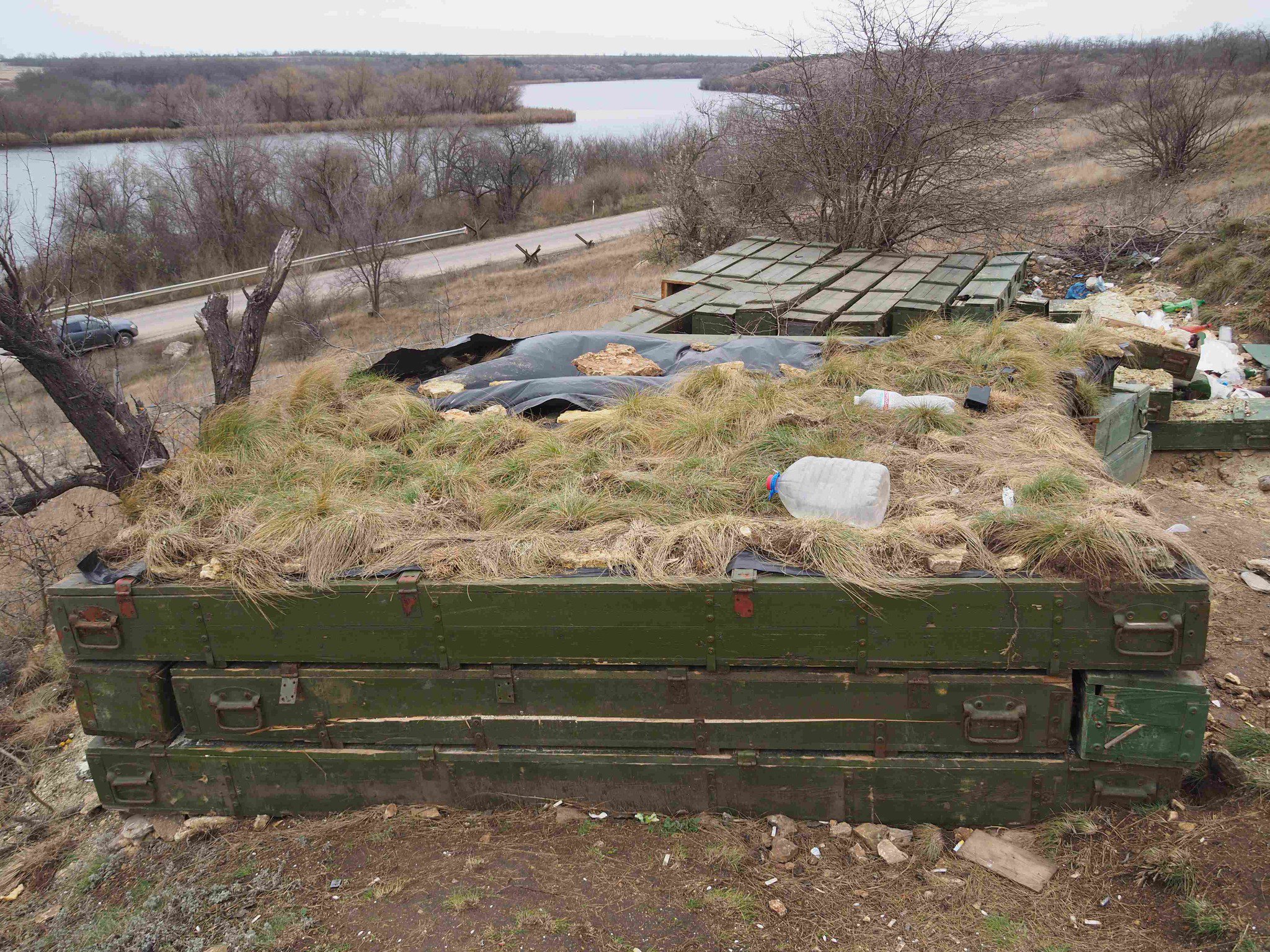 Бліндаж російських військових на території нацпарку Кам'янська Січ