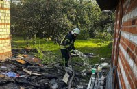 Російська атака пошкодила територію садового товариства в Київській області 