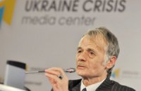 Джемилев: Россия готовит южный фронт из Крыма 
