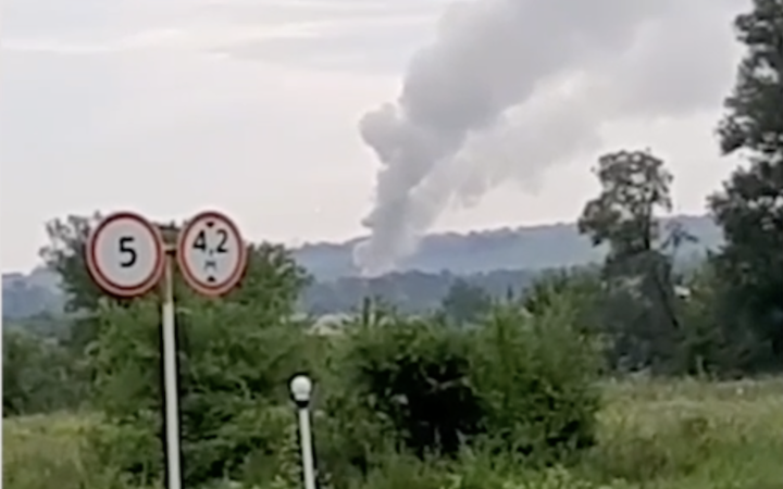 ГУР атакувало склад ворога у Воронезькій області: відео наслідків