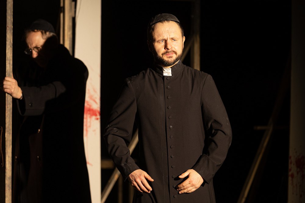 Прем’єра вистави «Наш клас» за п’єсою Тадеуша Слободзянека у постановці Станіслава Іванова.