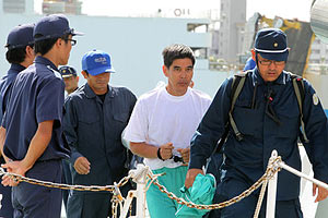 Япония рассматривают возможность депортации китайских активистов