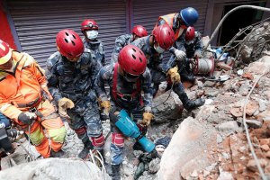 В горах Непала обнаружены тела 50 погибших альпинистов