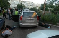 В Киеве на Оболони поймали троих квартирных воров
