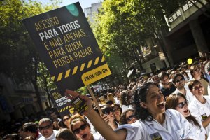 В Португалии бастуют врачи