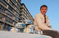 Российский бизнесмен продает в Испании воздух в банках
