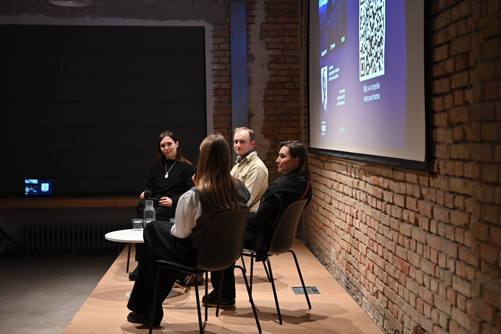 фотовиставка “Перехідний стан” штаб-сержанта 35-ї бригади морської піхоти Костянтина Гузенка