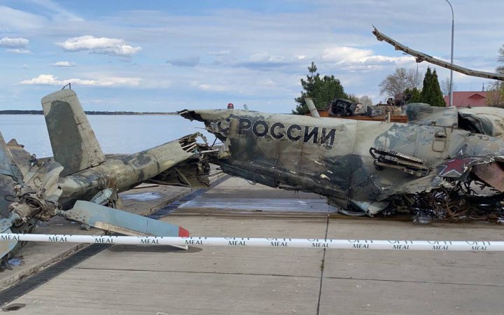 Українські військові збили російський військовий літак