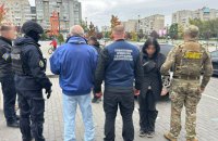 "Шлюб за $25 тисяч": На Волині затримали сім’ю з Полтавщини, що переправляла чоловіків за кордон