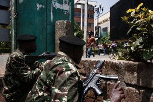 Все заложники в торговом центре в Найроби освобождены