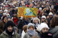 Франція протестувала проти “ультраправого закону Маркона про міграцію”