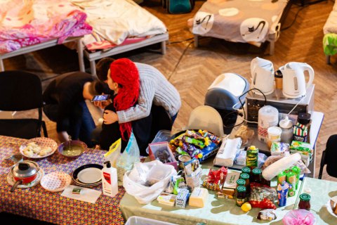 «Люди мають знати, що вони не самі». Як Львів допомагає переселенцям 