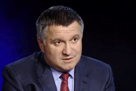 Аваков: "Интер" критикует исключительно "Народный фронт", не БПП, не людей Президента