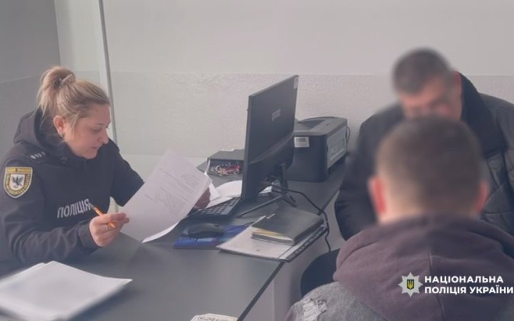 Щонайменше 12 особам оголосили підозри у незаконній рубці у парку “Гуцульщина” та восьми лісництвах 